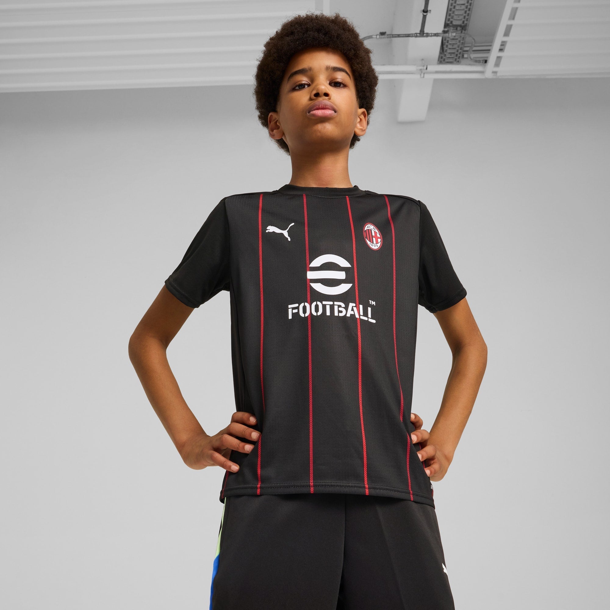 Camisa Pré-Jogo AC Milan Juvenil PUMA